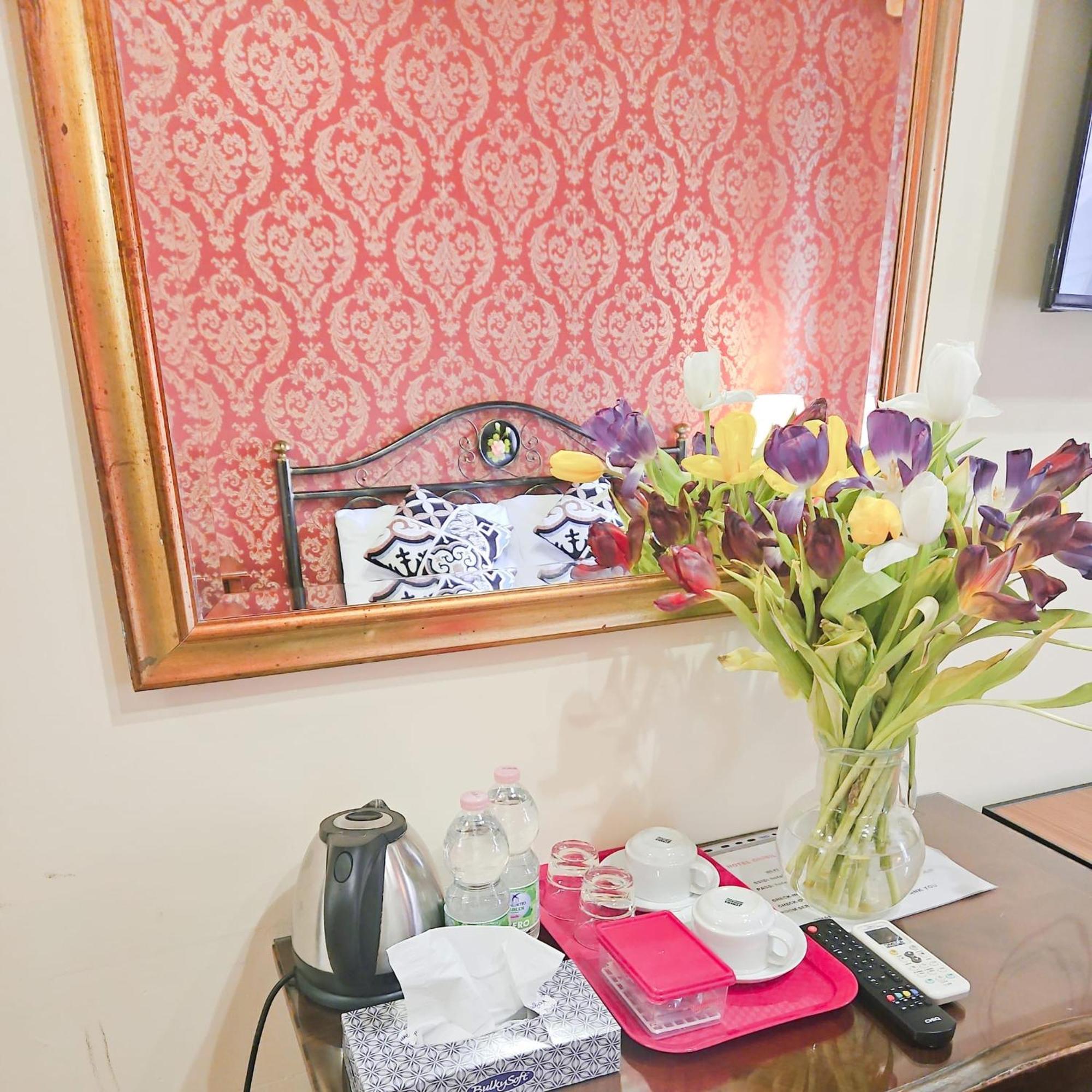 Hotel Giubileo โรม ภายนอก รูปภาพ